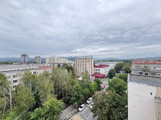 Продам трехкомнатную (3-комн.) квартиру, Пушкина ул, 31, Нальчик г