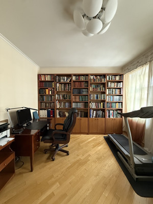 Продам многокомнатную квартиру, Трубная ул, 26к1, Москва г