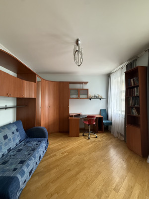 Продам многокомнатную квартиру, Трубная ул, 26к1, Москва г