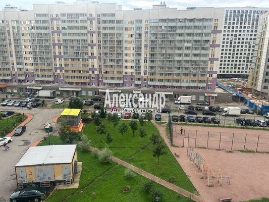 Продам однокомнатную (1-комн.) квартиру, Авиаторов Балтики пр-кт, 17, Мурино п
