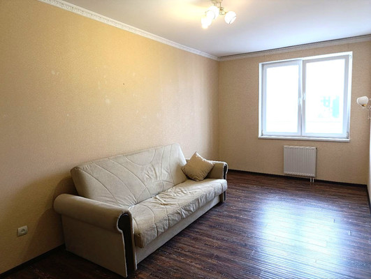 Продам однокомнатную (1-комн.) квартиру, О.Кошевого ул, 15, Калининград г