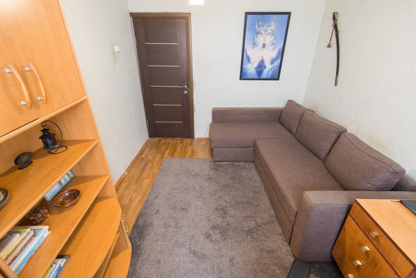 Продам трехкомнатную (3-комн.) квартиру, Горшкова пр-кт, 6в, Ростов-на-Дону г