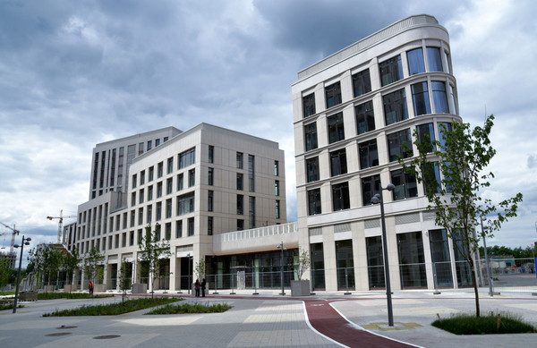 Продам трехкомнатную (3-комн.) квартиру (долевое), Марка Шагала наб, Москва г