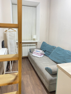 Продам трехкомнатную (3-комн.) квартиру, Обводного канала наб, 96, Санкт-Петербург г
