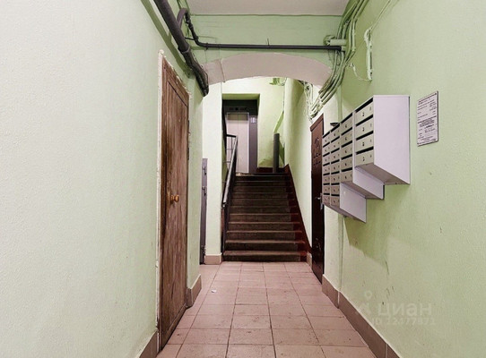 Продам трехкомнатную (3-комн.) квартиру, Обводного канала наб, 96, Санкт-Петербург г