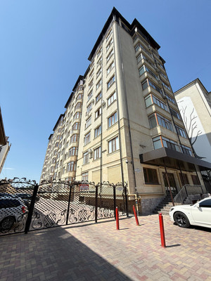 Продам двухкомнатную (2-комн.) квартиру, Ахохова ул, 190Ак3, Нальчик г