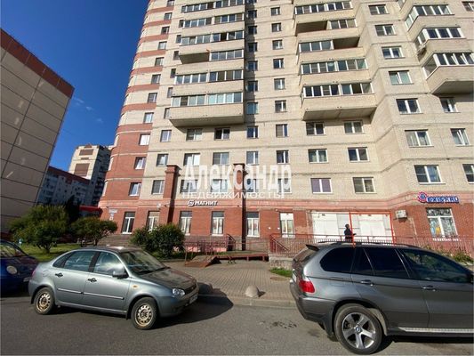 Сдам торговое помещение 72,1 м2, Караваевская ул, 28к1, Санкт-Петербург г