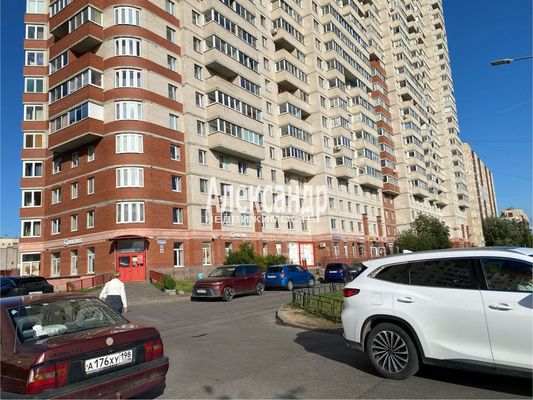Сдам торговое помещение 72,1 м2, Караваевская ул, 28к1, Санкт-Петербург г