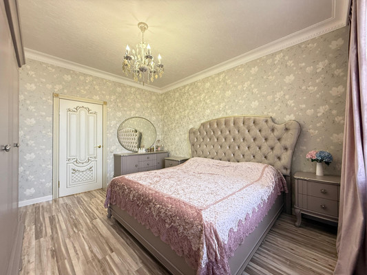 Продам двухкомнатную (2-комн.) квартиру, Чернышевского ул, 208, Нальчик г