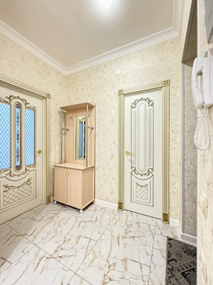 Продам двухкомнатную (2-комн.) квартиру, Чернышевского ул, 208, Нальчик г