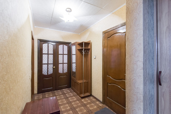 Продам двухкомнатную (2-комн.) квартиру, Северный массив мкр, 6, Батайск г