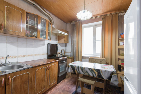 Продам двухкомнатную (2-комн.) квартиру, Северный массив мкр, 6, Батайск г