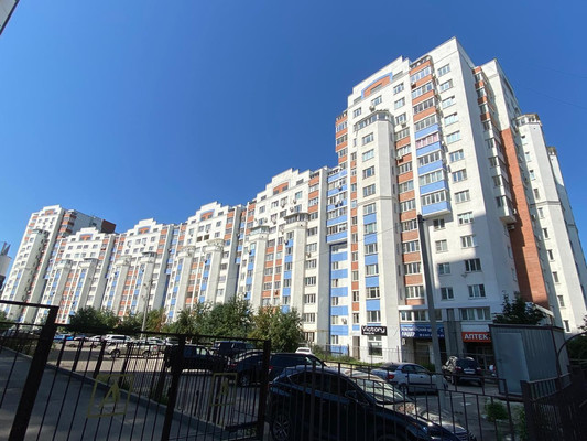 Продам трехкомнатную (3-комн.) квартиру, Бородина ул, 4, Пенза г