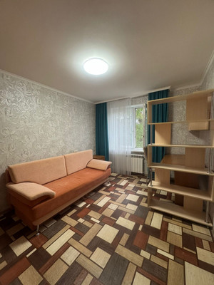 Продам трехкомнатную (3-комн.) квартиру, Рихарда Зорге ул, 83, Казань г
