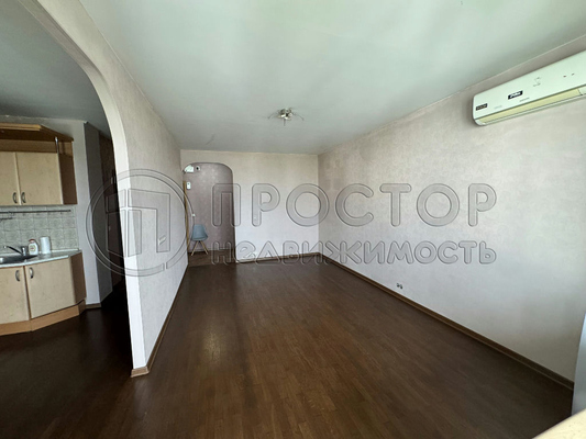 Продам однокомнатную (1-комн.) квартиру, Сокольнический Вал ул, 24к3, Москва г