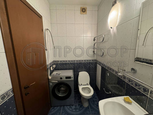 Продам однокомнатную (1-комн.) квартиру, Сокольнический Вал ул, 24к3, Москва г