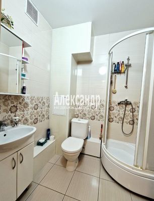 Продам однокомнатную (1-комн.) квартиру, Строителей пр-кт, 20, Кудрово г