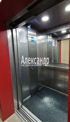 Продам однокомнатную (1-комн.) квартиру, Строителей пр-кт, 20, Кудрово г