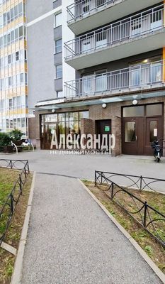 Продам однокомнатную (1-комн.) квартиру, Строителей пр-кт, 20, Кудрово г