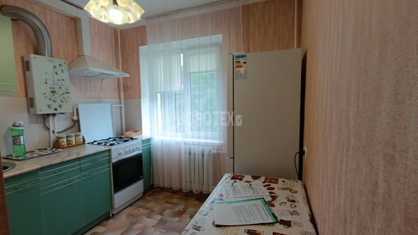 Сдам двухкомнатную (2-комн.) квартиру, Ленина ул, 33, Апшеронск г