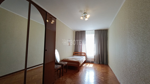 Сдам двухкомнатную (2-комн.) квартиру, Ленина ул, 33, Апшеронск г