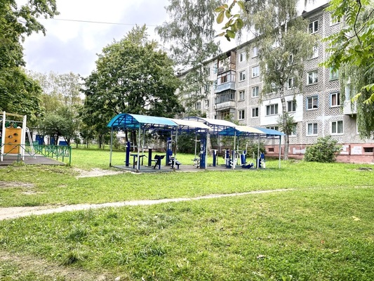 Продам однокомнатную (1-комн.) квартиру, Хрустальная ул, 64, Калуга г