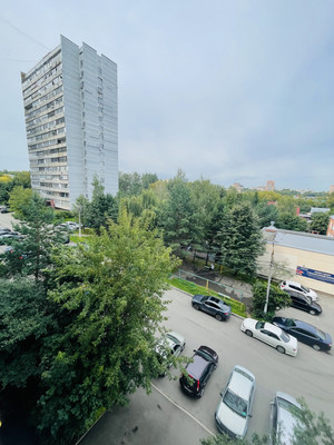 Продам трехкомнатную (3-комн.) квартиру, Парковая ул, 34, Слащево д