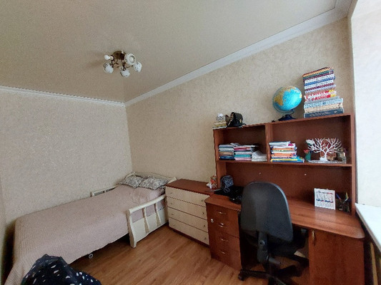 Продам двухкомнатную (2-комн.) квартиру, Мальбахова ул, 5, Нальчик г