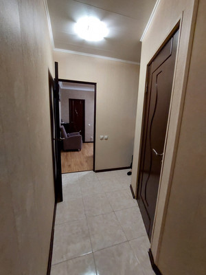Продам двухкомнатную (2-комн.) квартиру, Мальбахова ул, 5, Нальчик г