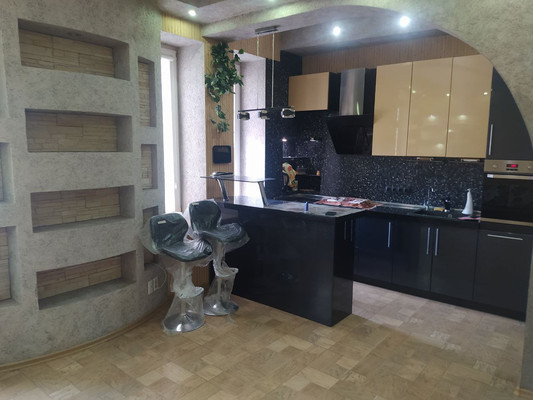 Продам однокомнатную (1-комн.) квартиру, Ленина пр-кт, 72, Мурманск г