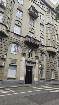 Продам однокомнатную (1-комн.) квартиру, Староконюшенный пер, 37, Москва г