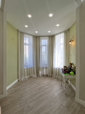 Продам многокомнатную квартиру, Рензаева ул, 7, Пионерский г