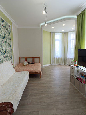 Продам многокомнатную квартиру, Рензаева ул, 7, Пионерский г