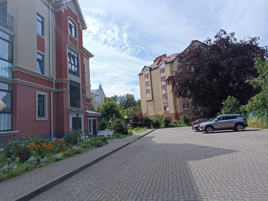 Продам многокомнатную квартиру, Рензаева ул, 7, Пионерский г