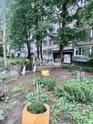 Продам однокомнатную (1-комн.) квартиру, Белградская ул, 32, Санкт-Петербург г