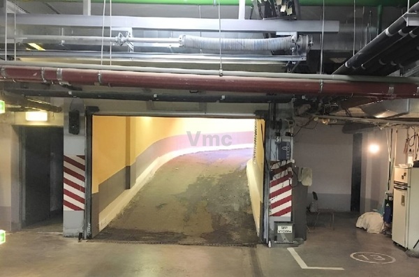 Сдам машиноместо 18 м2, Печатников пер, 19 1, Москва г