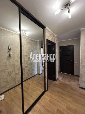 Продам двухкомнатную (2-комн.) квартиру, Центральная ул, 11, Суходолье п