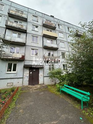Продам двухкомнатную (2-комн.) квартиру, Центральная ул, 11, Суходолье п