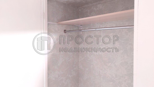 Продам однокомнатную (1-комн.) квартиру, Чертановская ул, 33к2, Москва г