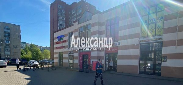 Сдам торговое помещение 16,6 м2, Ударников пр-кт, 47, Санкт-Петербург г