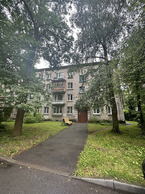 Продам двухкомнатную (2-комн.) квартиру, Тверская ул, 16, Санкт-Петербург г
