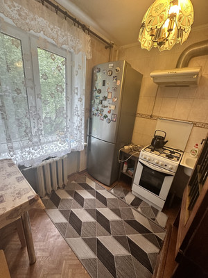 Продам двухкомнатную (2-комн.) квартиру, Тверская ул, 16, Санкт-Петербург г