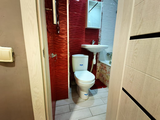 Продам трехкомнатную (3-комн.) квартиру, Варшавское ш, 69к2, Москва г