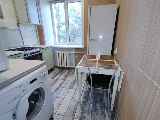 Продам трехкомнатную (3-комн.) квартиру, Варшавское ш, 69к2, Москва г