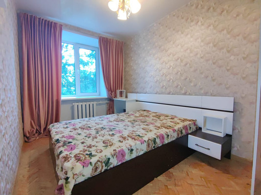 Продам трехкомнатную (3-комн.) квартиру, Варшавское ш, 69к2, Москва г