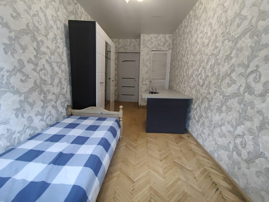 Продам трехкомнатную (3-комн.) квартиру, Варшавское ш, 69к2, Москва г