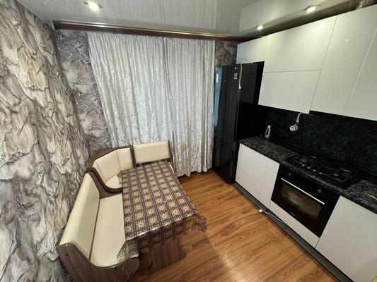 Продам многокомнатную квартиру, Советская ул, 39, Комсомольск-на-Амуре г