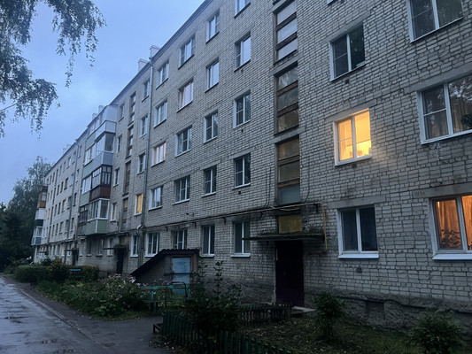 Продам однокомнатную (1-комн.) квартиру, Шахтерская ул, 19, Кораблино г