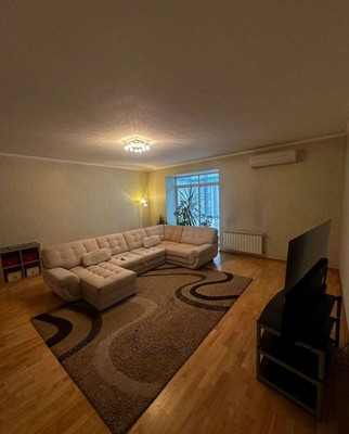 Продам многокомнатную квартиру, Чистопольская ул, 20а, Казань г