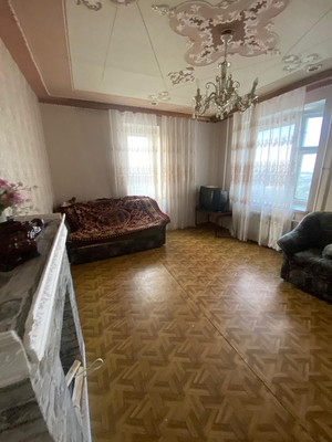 Продам двухкомнатную (2-комн.) квартиру, Ефремова ул, 123, Армавир г